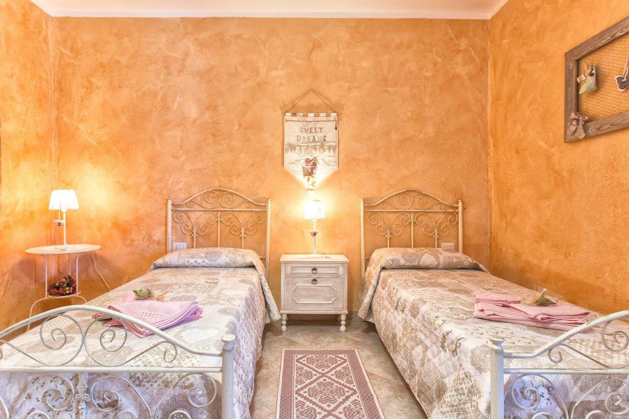 Casa Vacanze La Guzzetta Ranch Villa Canaglia ภายนอก รูปภาพ