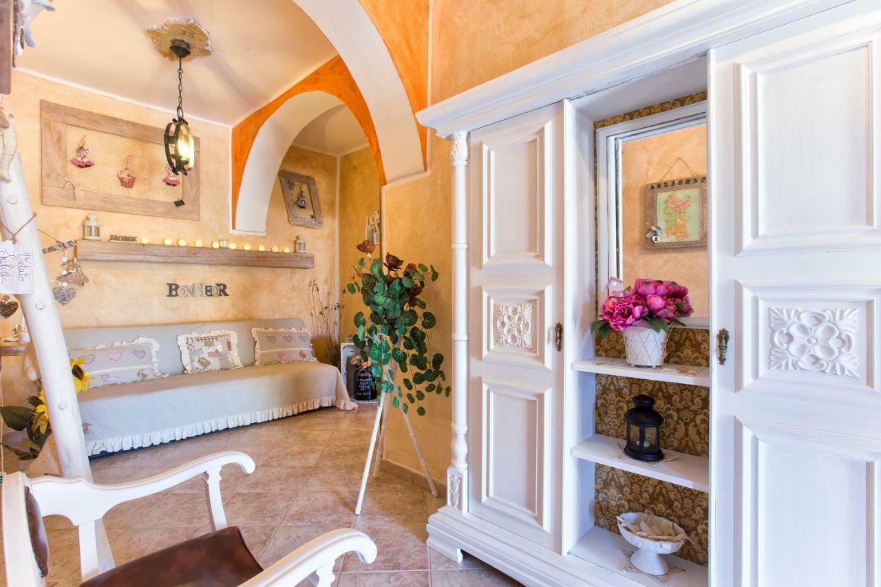 Casa Vacanze La Guzzetta Ranch Villa Canaglia ภายนอก รูปภาพ