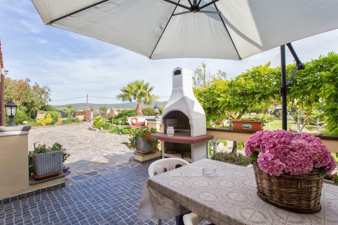 Casa Vacanze La Guzzetta Ranch Villa Canaglia ภายนอก รูปภาพ
