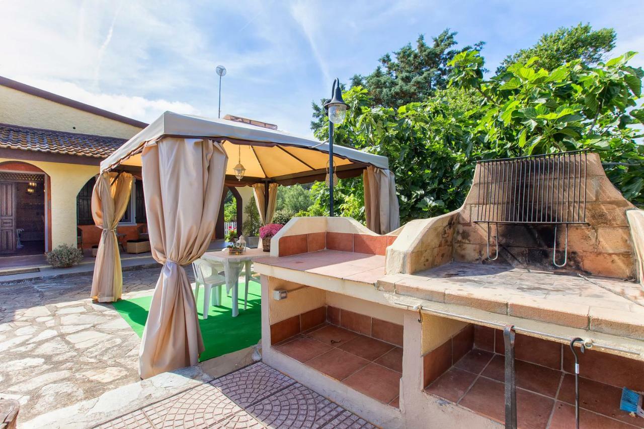 Casa Vacanze La Guzzetta Ranch Villa Canaglia ภายนอก รูปภาพ
